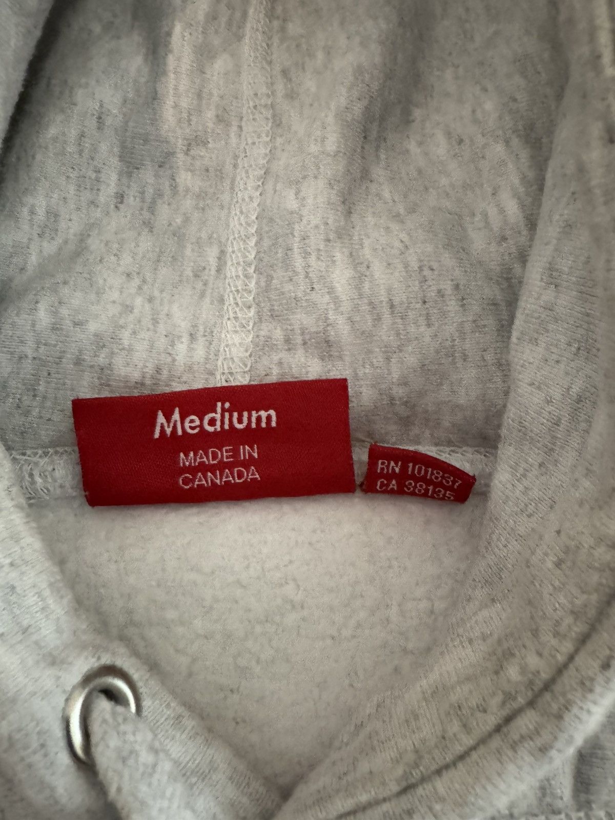 Supreme Supreme made in canada Size US L / EU 52-54 / 3 - 8 Thumbnail