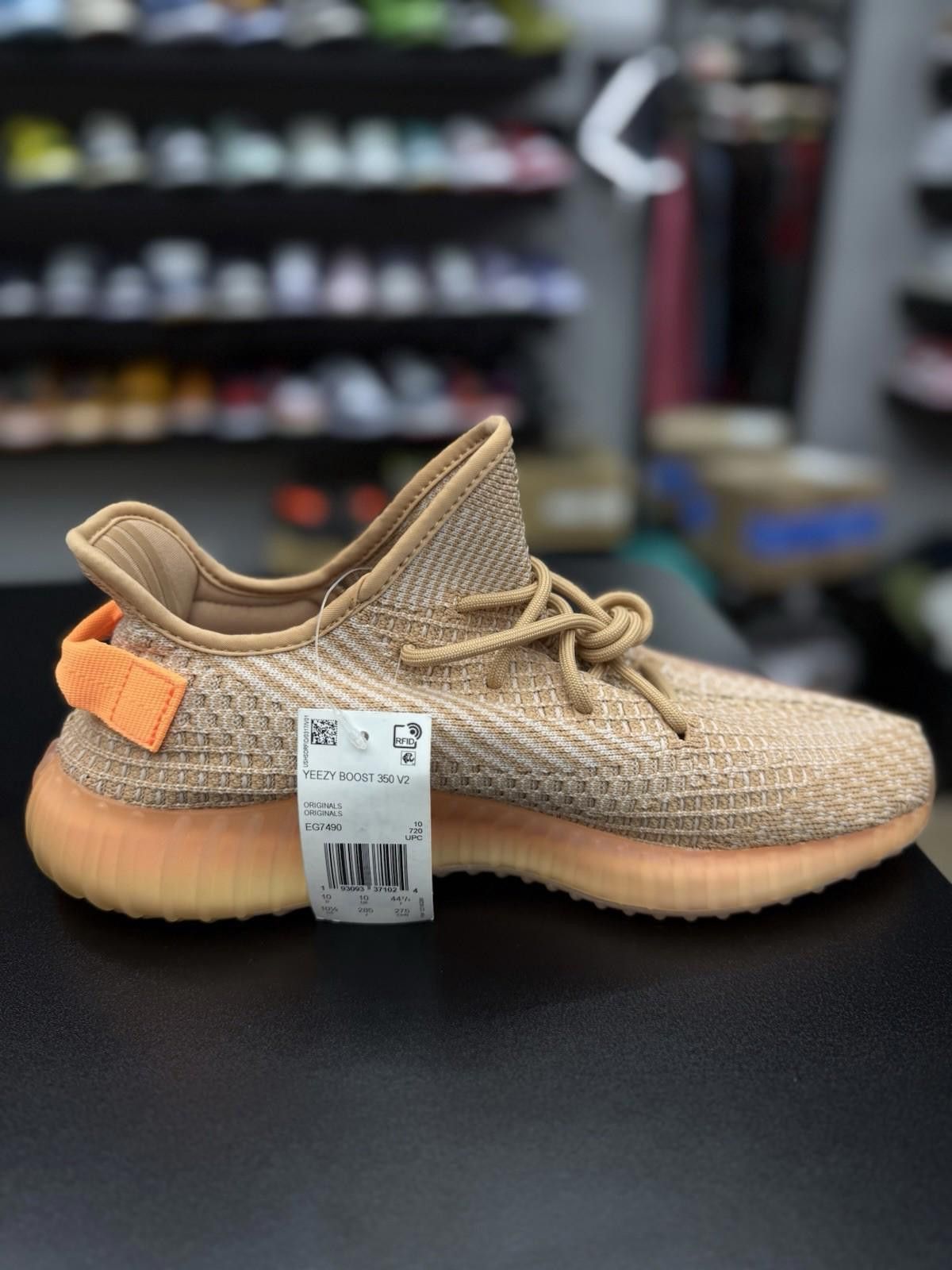 Adidas Adidas Yeezy Boost 350 V2 Clay Size 10.5 EG7490 (NO BOX) NEW Size US 10.5 / EU 43-44 - 7 Thumbnail