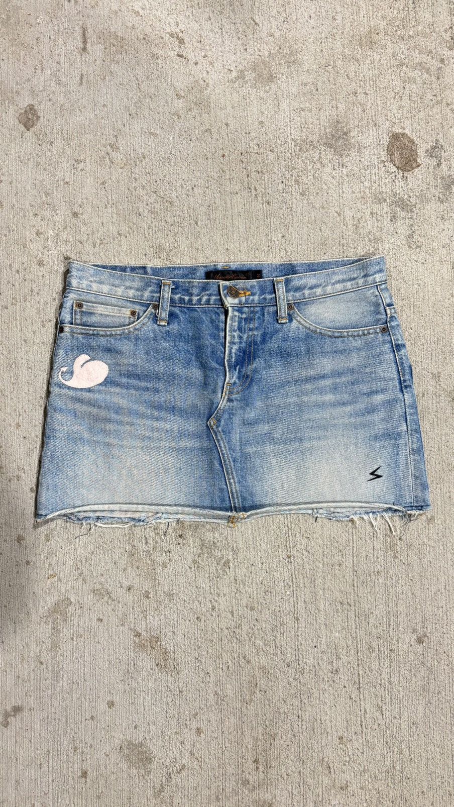 Undercover Undercover AW2005 Arts & Craft Boro Heart Denim Skirt Size 31" - 18 Thumbnail