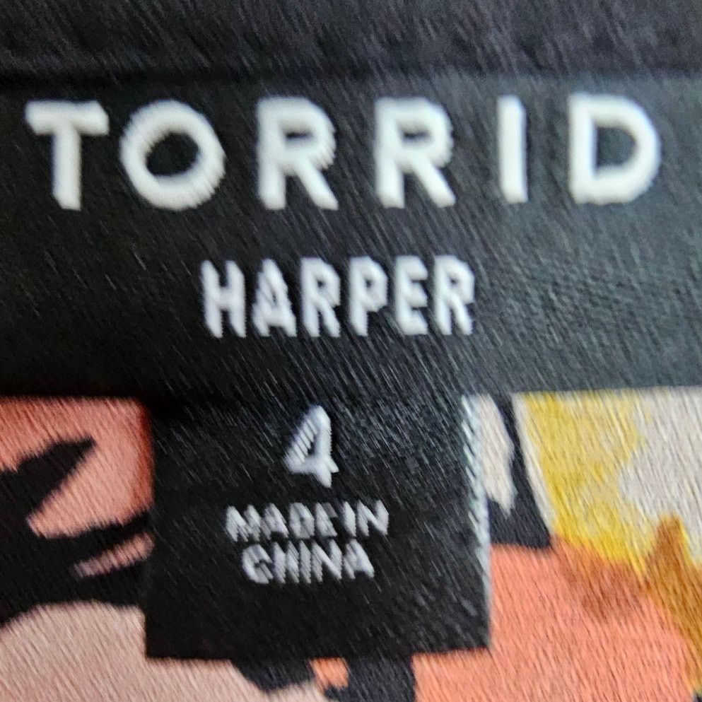 Torrid Torrid Harper Womens Floral Top Size 4X Dark Romantic Career Size 4XL / US 24-26 - 6 Thumbnail