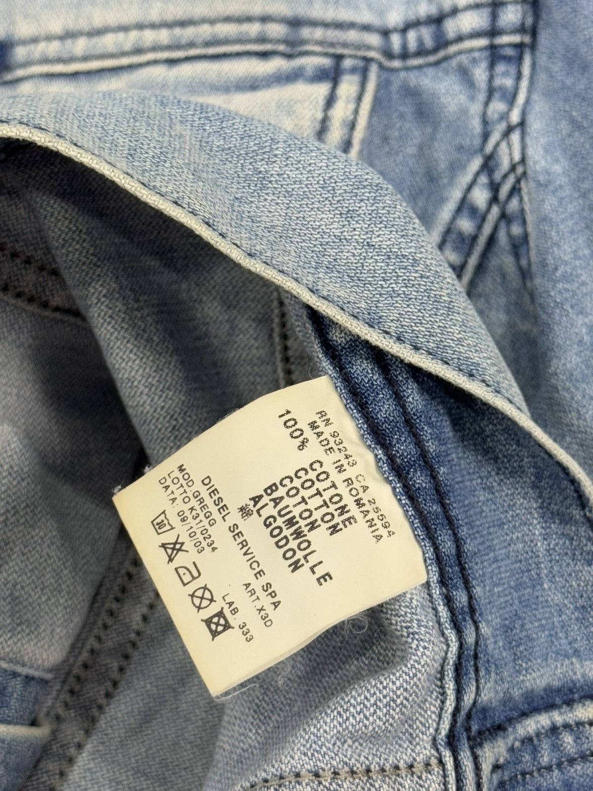 Diesel Y2K Diesel Unique Distressed 90s Denim Jacket Size XL / US 12-14 / IT 48-50 - 8 Thumbnail