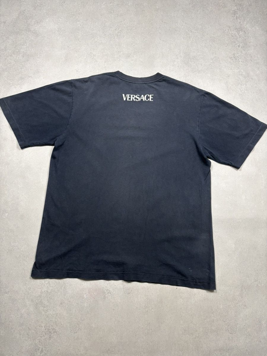 Versace Vintage Burnt Versace Jeans Couture Distressed Logo T-Shirt Size US XL / EU 56 / 4 - 10 Thumbnail