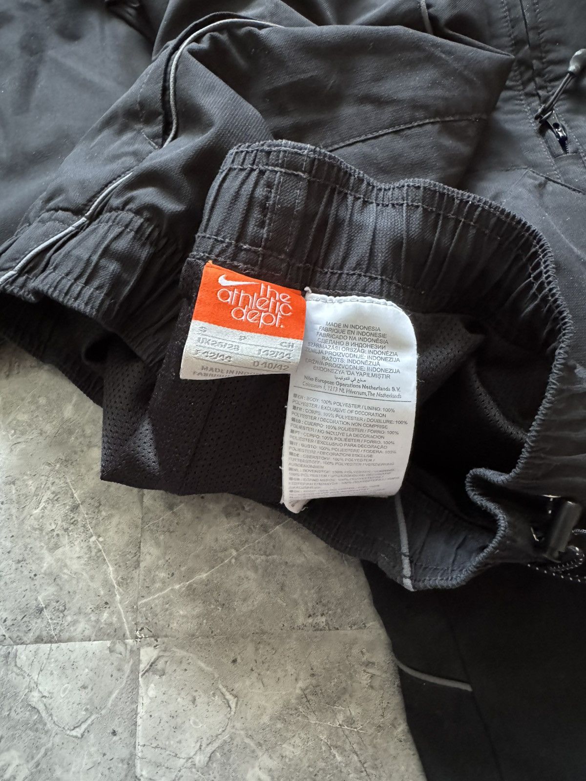 Nike Nike Vintage Sweatpants Nylon Baggy Swoosh Shox Drill Size US 30 / EU 46 - 10 Thumbnail