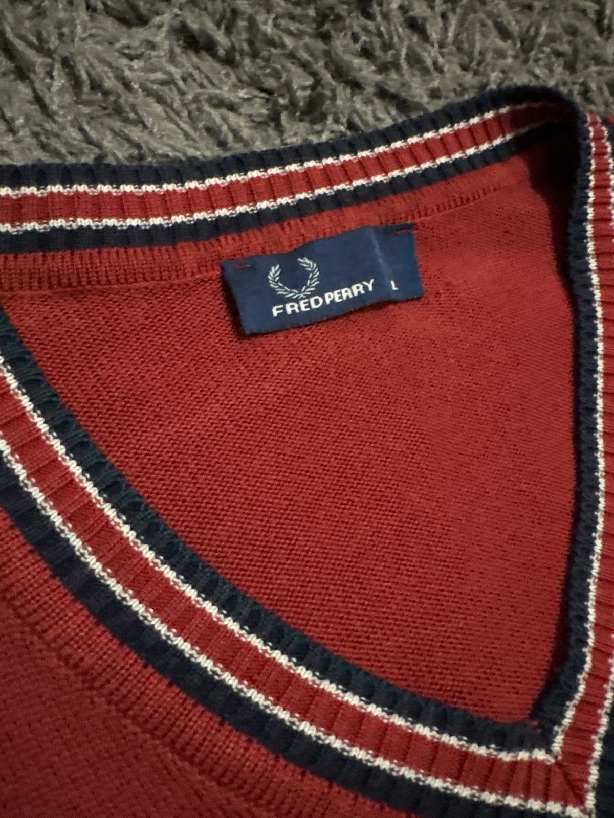 Fred Perry Fred Perry Diamond Pattern V-Neck Sweater Size US M / EU 48-50 / 2 - 3 Thumbnail