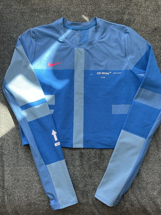 Off white nike easy run outlet top