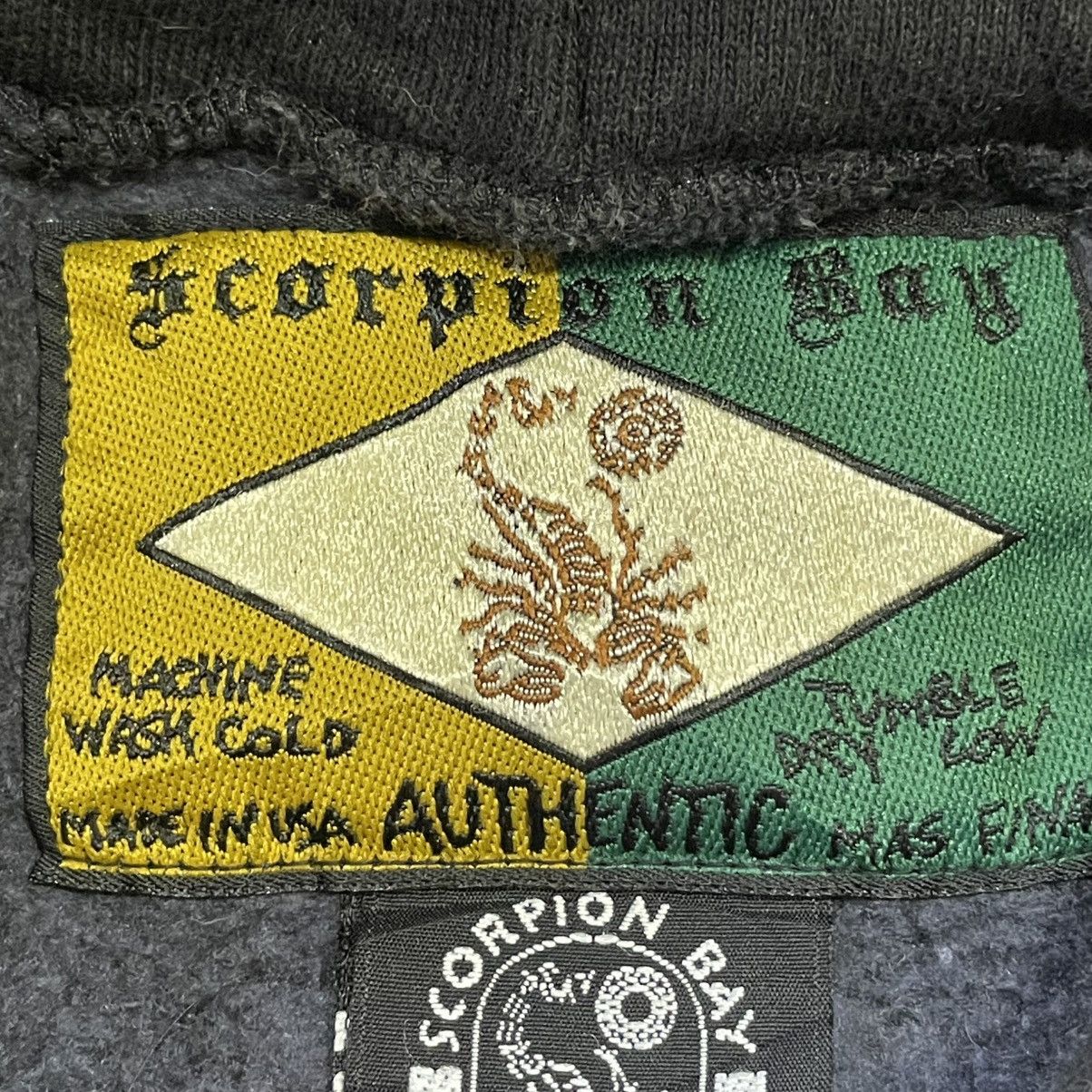 Vintage Vintage 90s SCORPION BAY Skeleton Scorpion Hoodie Sweatshirt Size US M / EU 48-50 / 2 - 6 Thumbnail