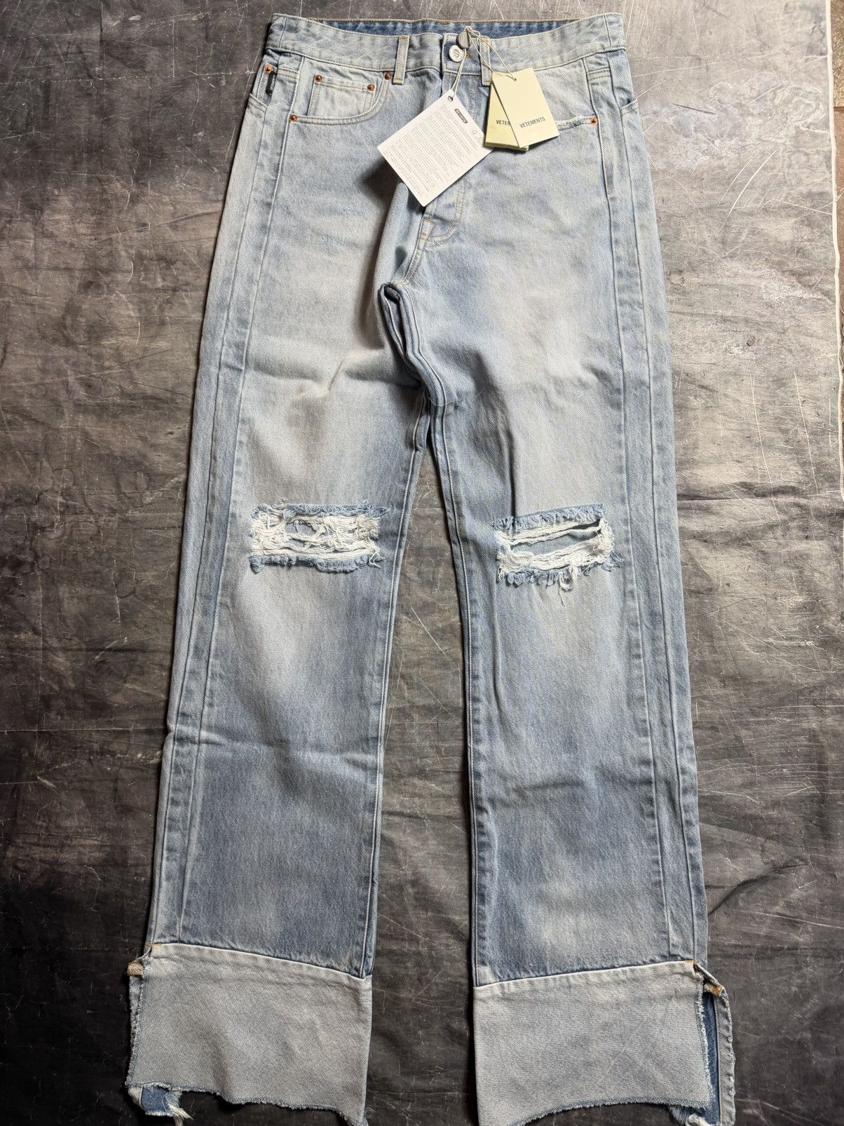 Vetements Vetements destroyed baggy jeans | Grailed