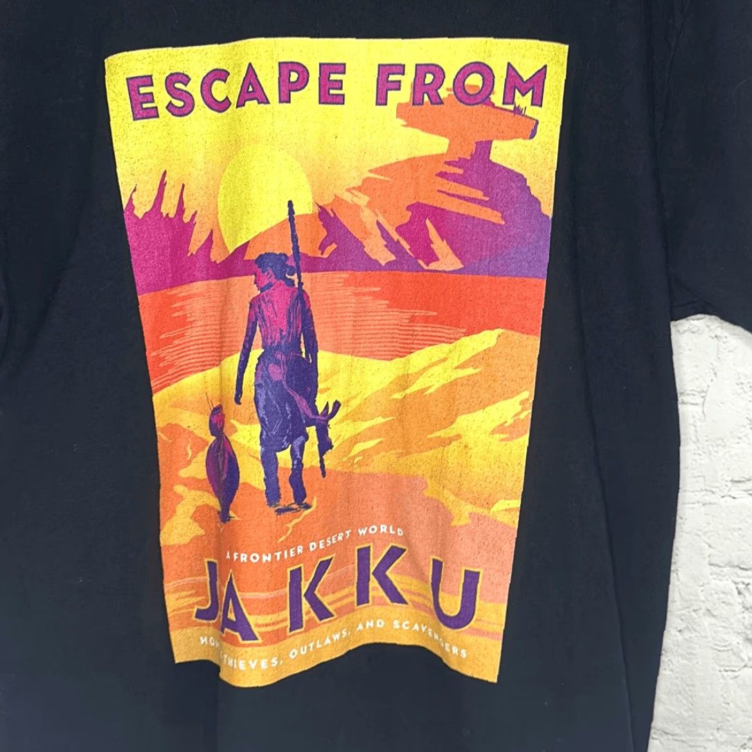Star Wars Star Wars The Force Awakens Escape From Jakku T-Shirt L Men Multicolor Size US L / EU 52-54 / 3 - 2 Thumbnail