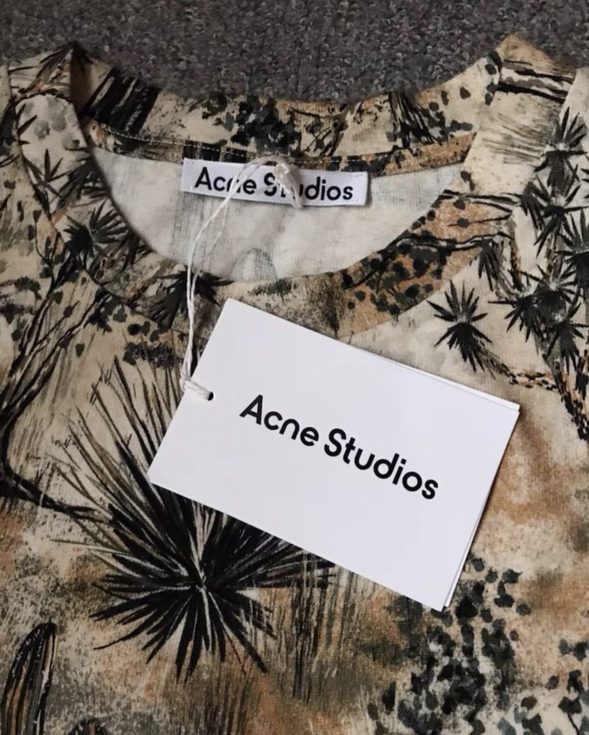 Acne Studios Acne Studios Short-Sleeve T-Shirt Size US XL / EU 56 / 4 - 5 Thumbnail
