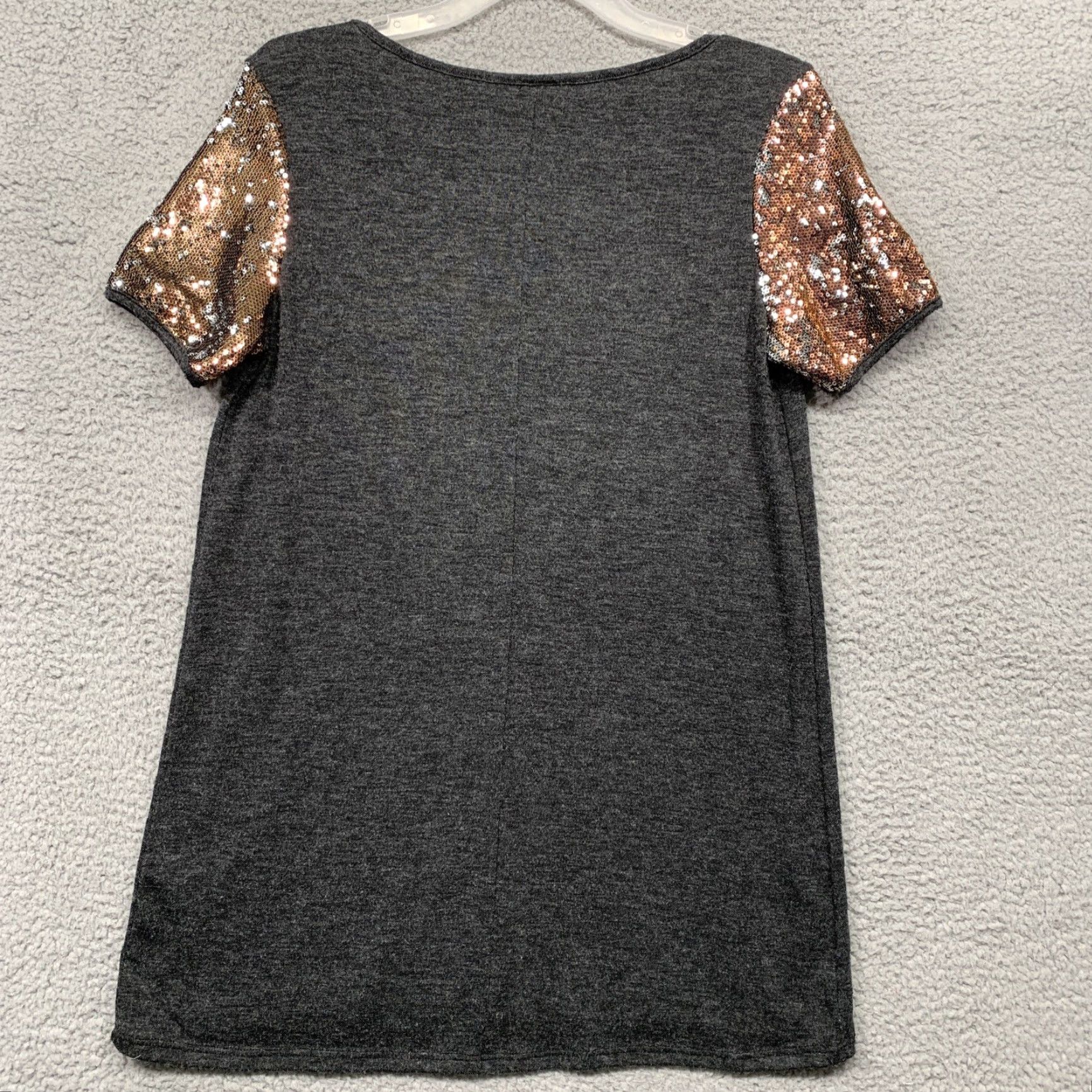 Vintage Vanilla Bay T-Shirt Women’s Size M Gray Front Pocket Bronze Sparkle Sleeves Shirt, Casual, Relaxed Fit Size M / US 6-8 / IT 42-44 - 4 Thumbnail