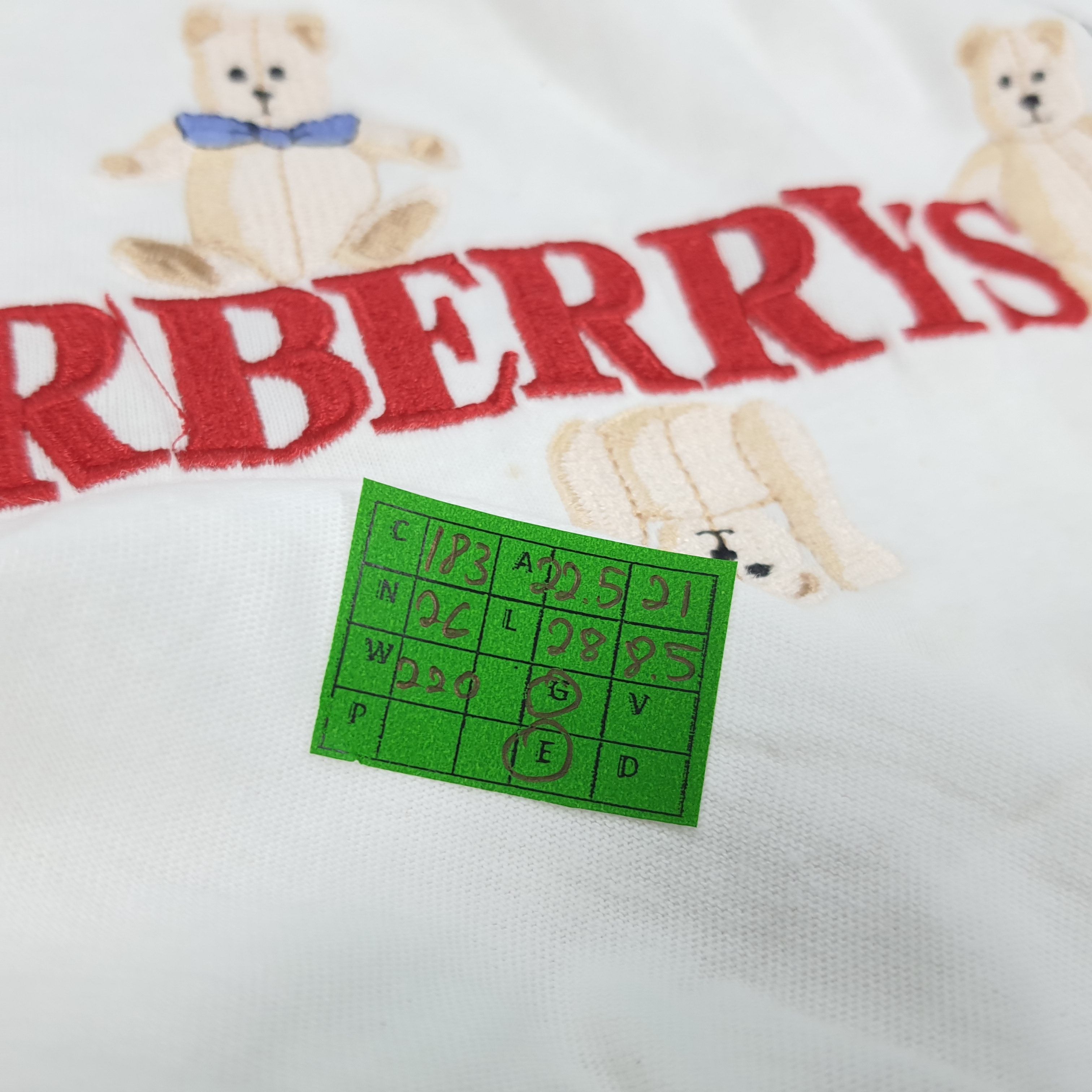 Burberry × Vintage Vintage Burberrys Spell Out Embroidered Bear Tshirt Size US L / EU 52-54 / 3 - 7 Thumbnail