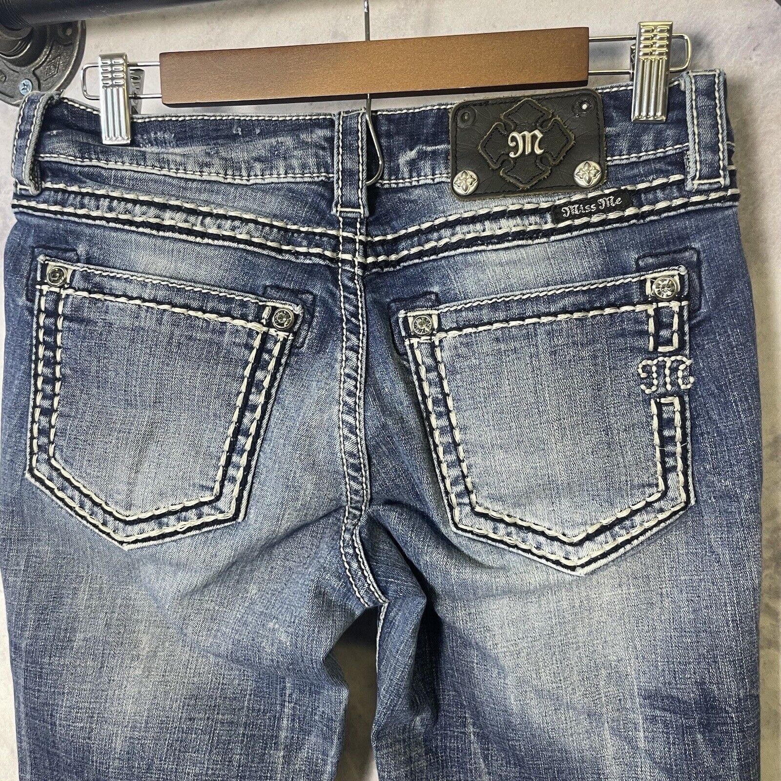 Miss Me Miss Me Jeans Womens 25 Boyfriend Capri JB501P80 Faded Denim Size 28" / US 6 / IT 42 - 5 Thumbnail