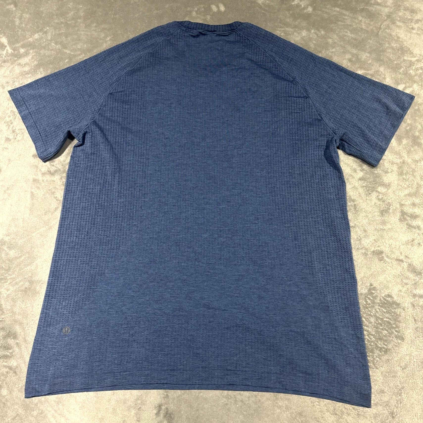 Lululemon Lululemon Shirt Mens XL Blue Metal Vent Stretch Active Comfort Performance T‑Shirt Cross Training Gym Running Sports Mens XL Blue Metal Vent 90s Size US XL / EU 56 / 4 - 6 Thumbnail