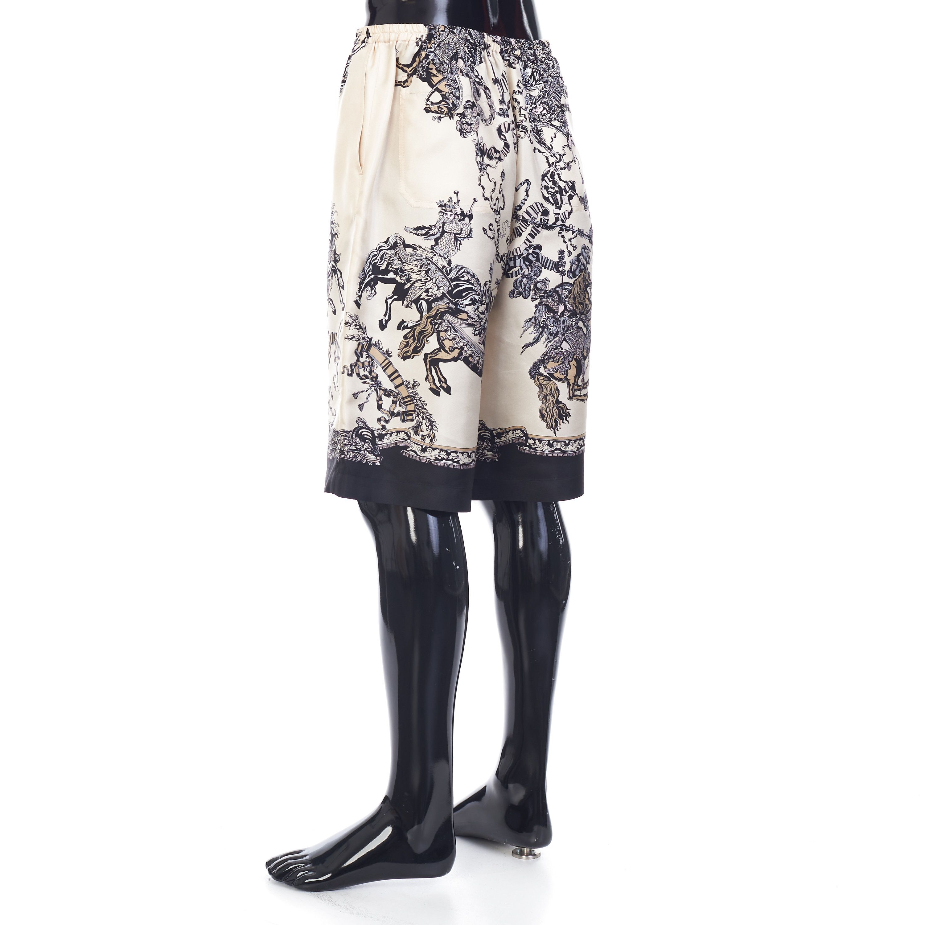 Gucci Silk Short With Roi Soleil Print In Ivory And Black Size US 34 / EU 50 - 4 Thumbnail