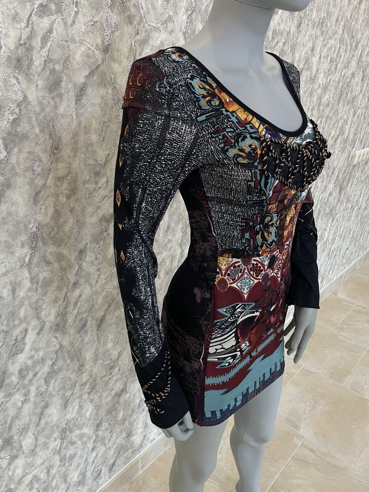 Japanese Brand × Vintage Save The Queen Women's Mesh Y2K Top Medieval Battle Print S Size S / US 4 / IT 40 - 5 Thumbnail