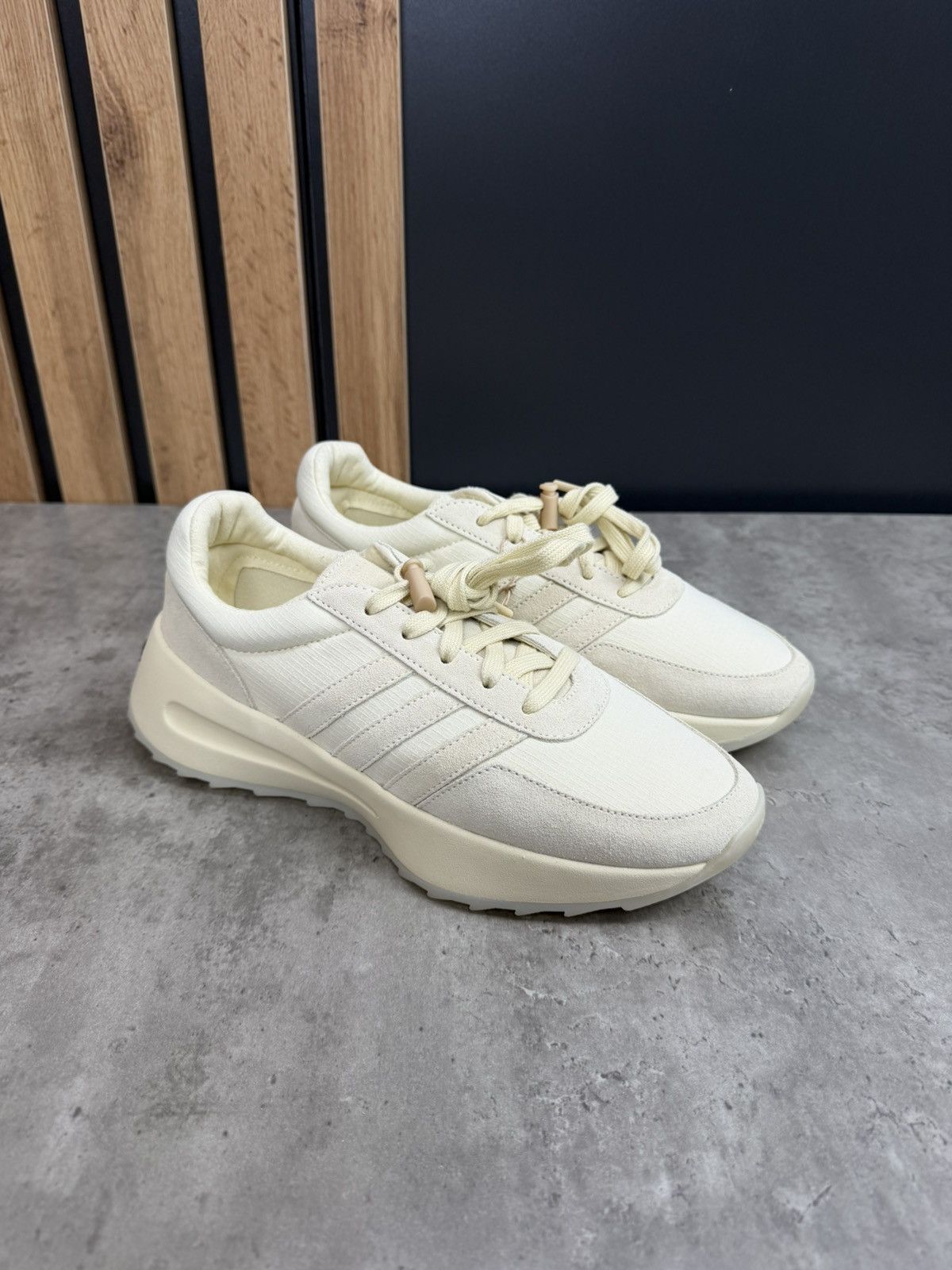 Adidas × Fear of God Adidas x Fear of God Athletics Los Angeles Pale Yellow Size US 7.5 / EU 40-41 - 4 Thumbnail