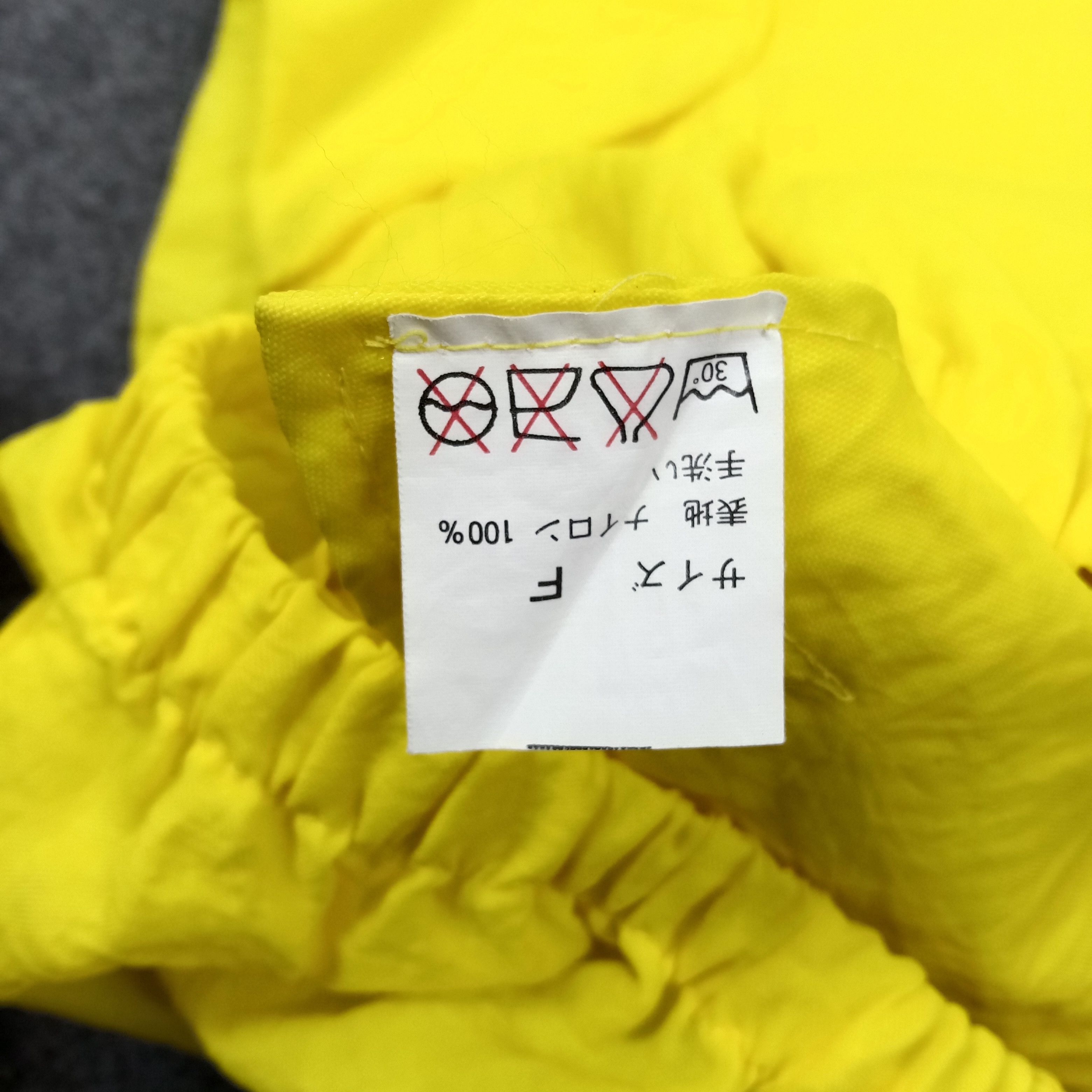 Other FORMULA 1 SHELL Racing Team Windbreaker Jacket C238N17 Size US XL / EU 56 / 4 - 9 Thumbnail
