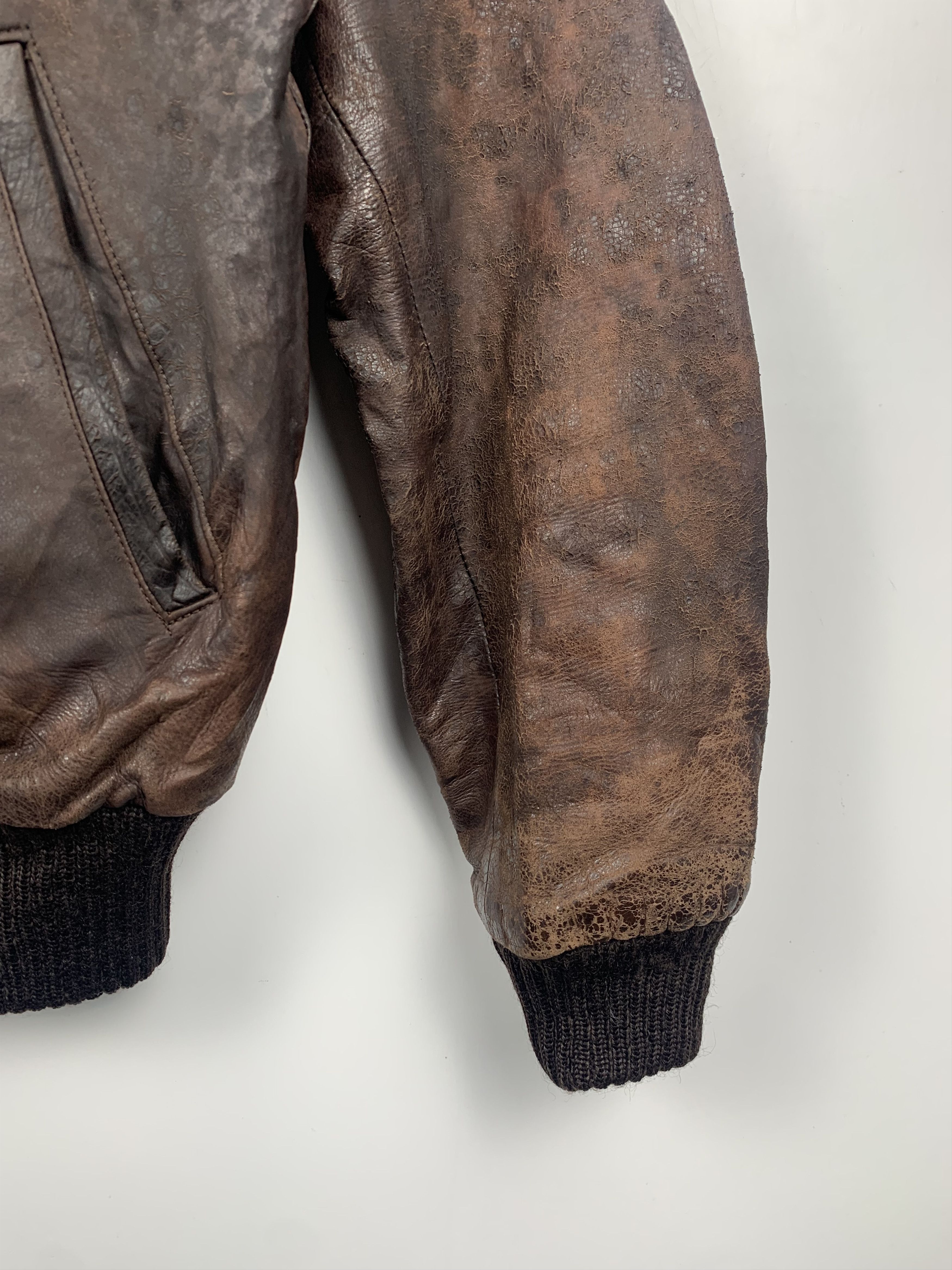 Vintage Vintage Japanese Brand Full Leather Bomber Jacket J1164 Size US M / EU 48-50 / 2 - 5 Thumbnail