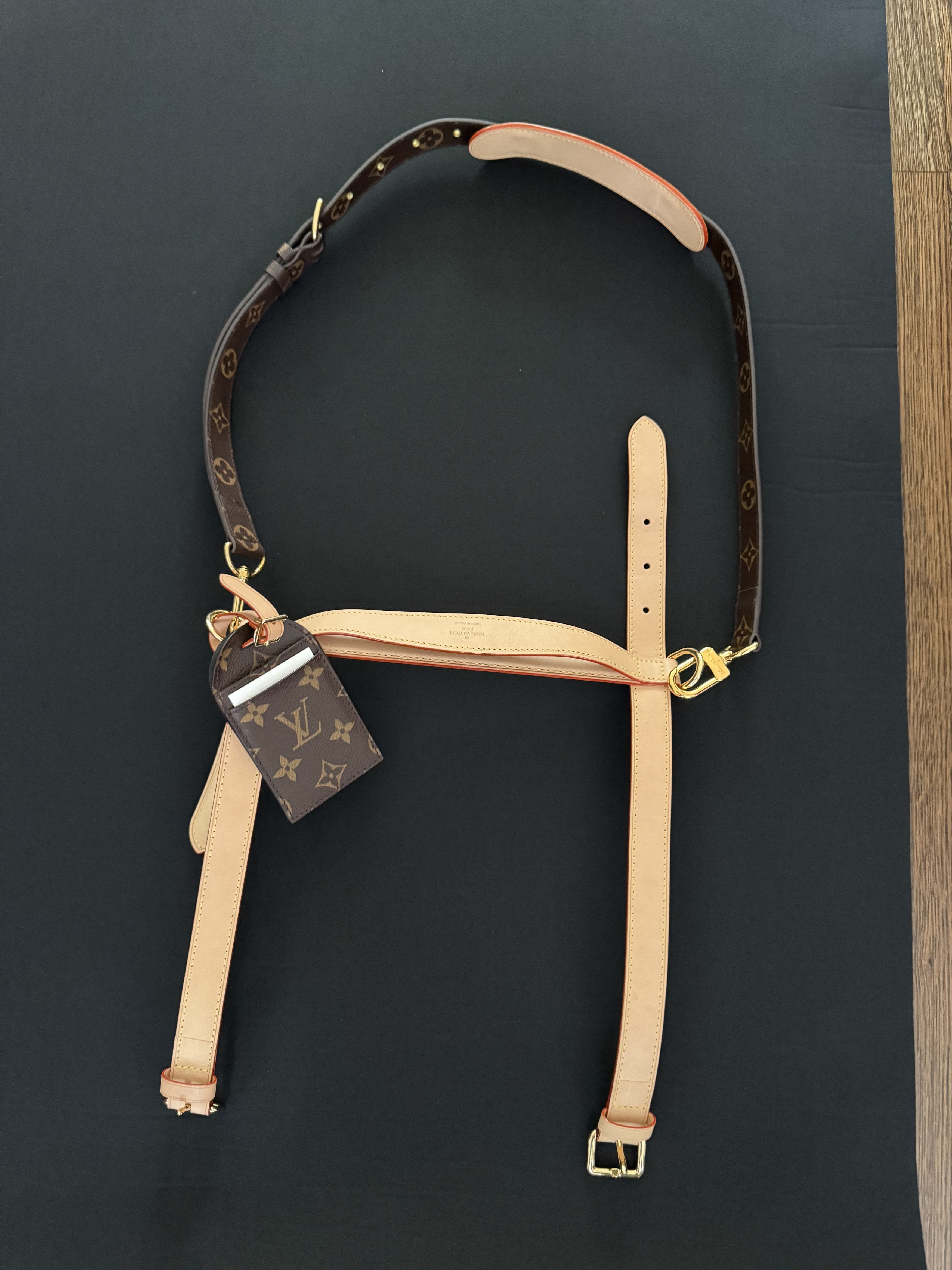 Louis Vuitton Louis Vuitton exercise mat Size ONE SIZE - 10 Thumbnail