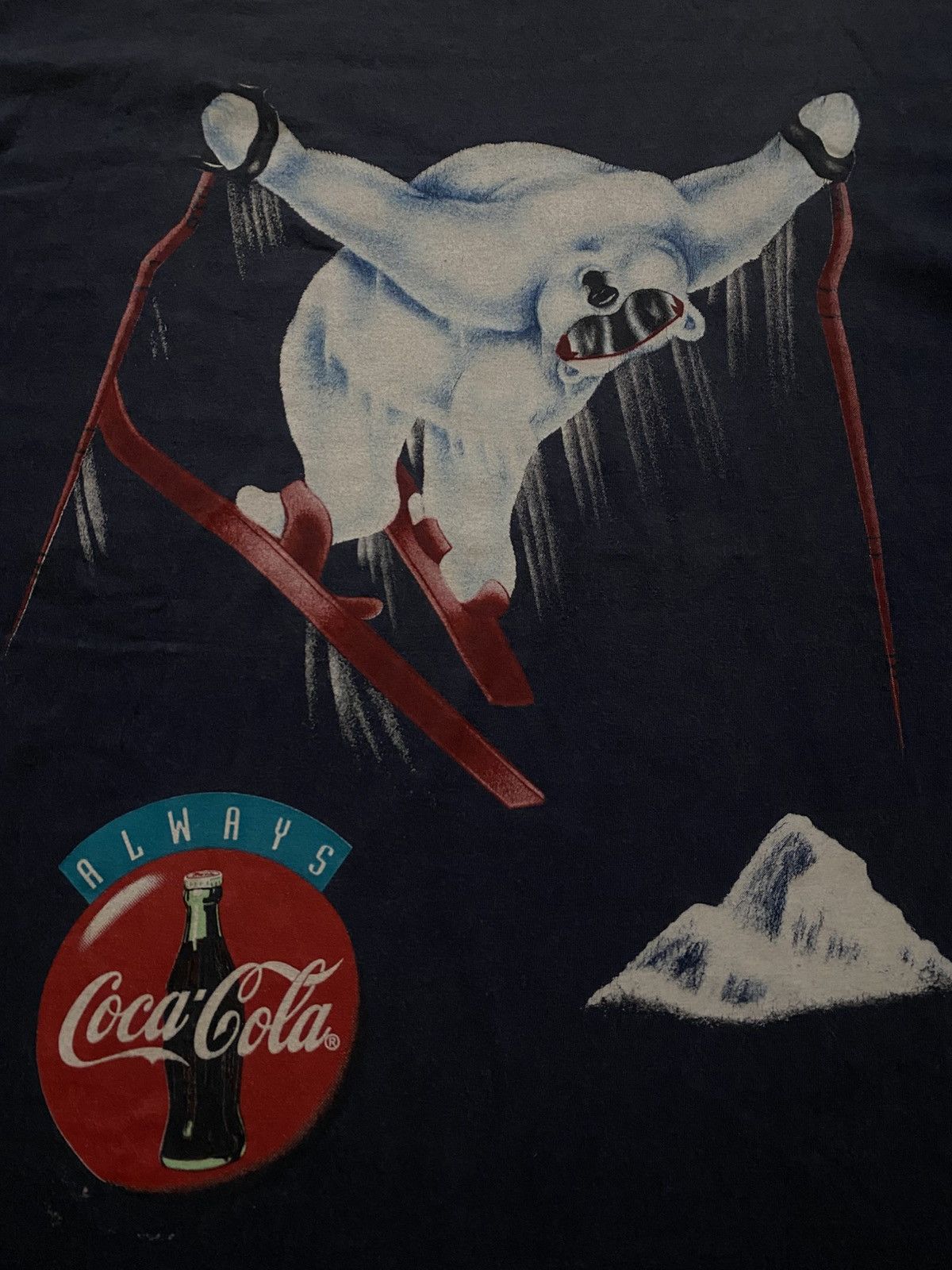 Coca Cola Vintage 1995 Coca Cola Polar Bear Skiing T Shirt Size US M / EU 48-50 / 2 - 4 Thumbnail