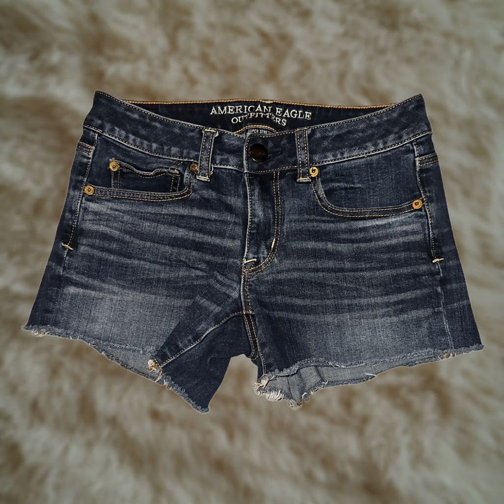 American Eagle Outfitters American Eagle Women's 2 Cut Off Shorts Low Rise Stretch Casual Preppy Blue Denim Size 26" / US 2 / IT 38 - 1 Thumbnail