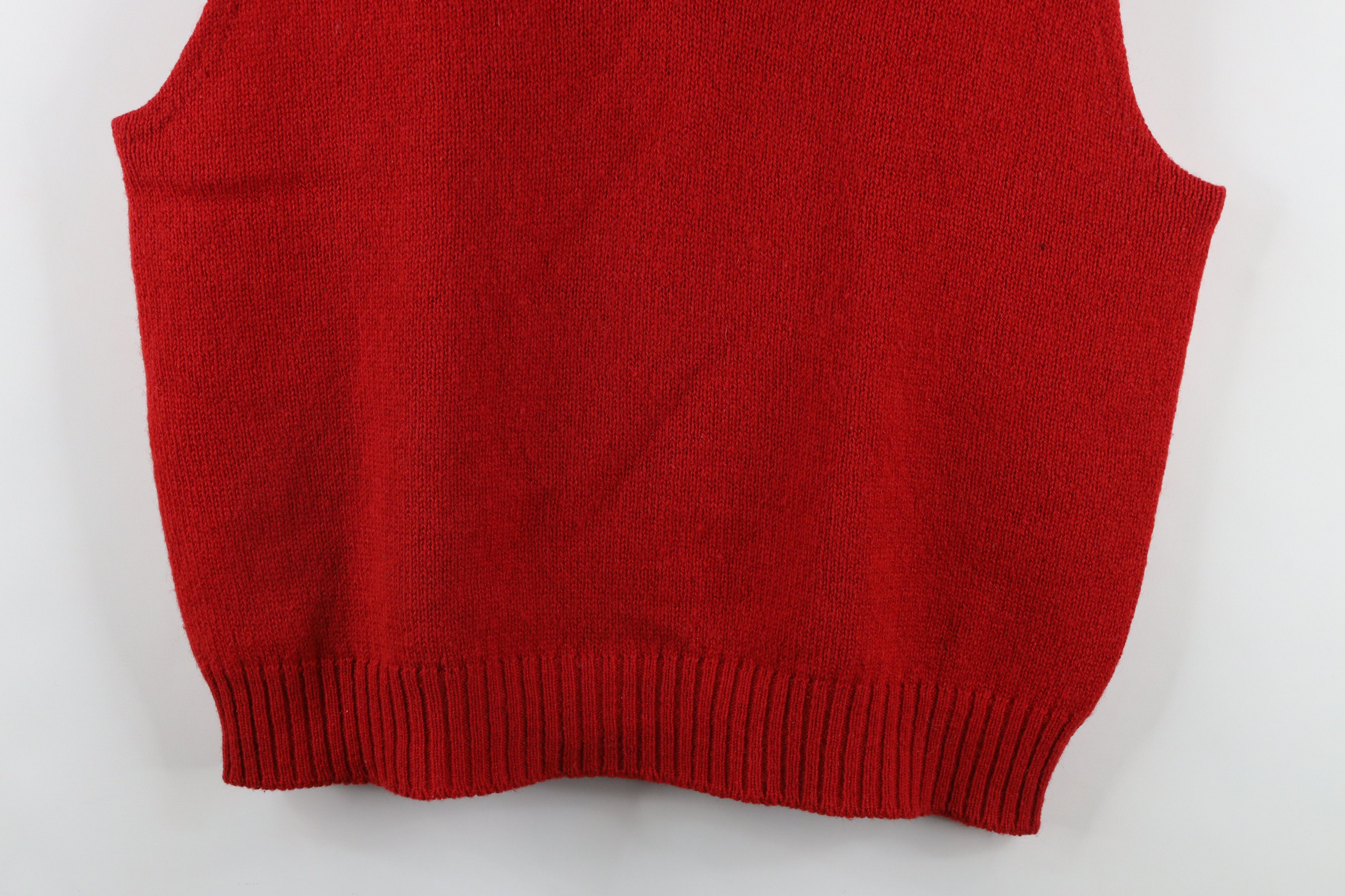 Vintage Vintage 70s Streetwear Knit V-Neck Sweater Vest Red USA Size US L / EU 52-54 / 3 - 3 Thumbnail