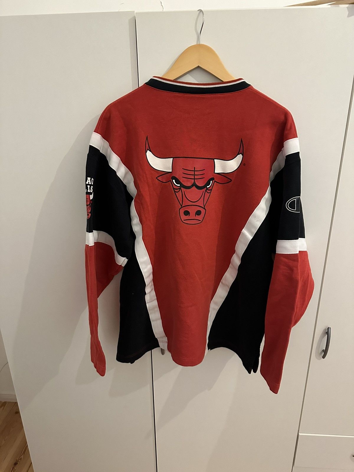 Champion Champion Jersey Shirt Chicago Bulls Size L Vintage Size US L / EU 52-54 / 3 - 2 Thumbnail