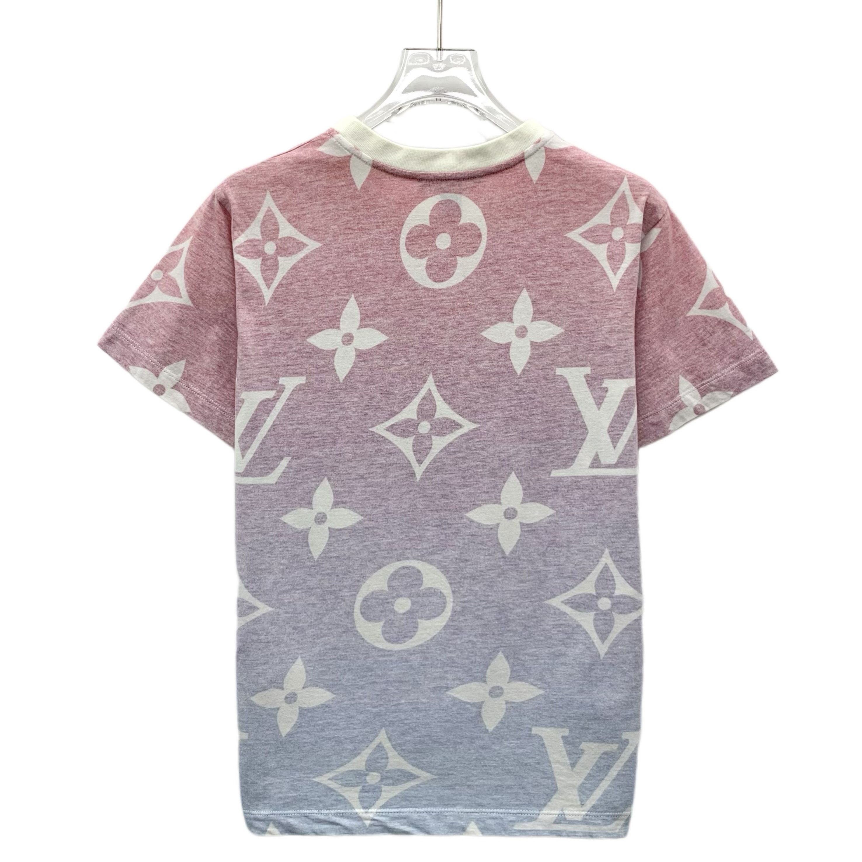 Louis Vuitton Louis Vuitton Gradient Monogram T-Shirt Multicolor (XS) Size US XS / EU 42 / 0 - 2 Thumbnail