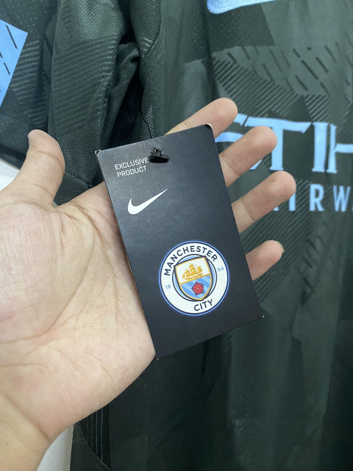 Nike Brand New Manchester City 2017-2018 Third Soccer Jersey Size US M / EU 48-50 / 2 - 7 Thumbnail
