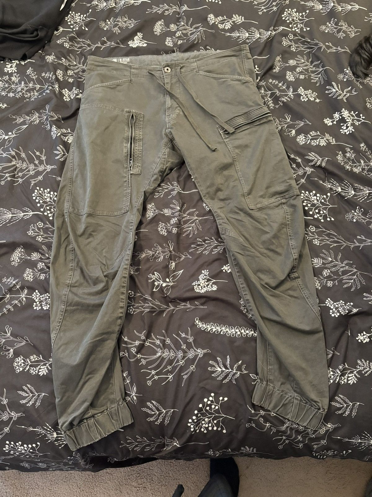 G-Star G- Star vintage cargo joggers Size US 36 / EU 52 - 1 Thumbnail
