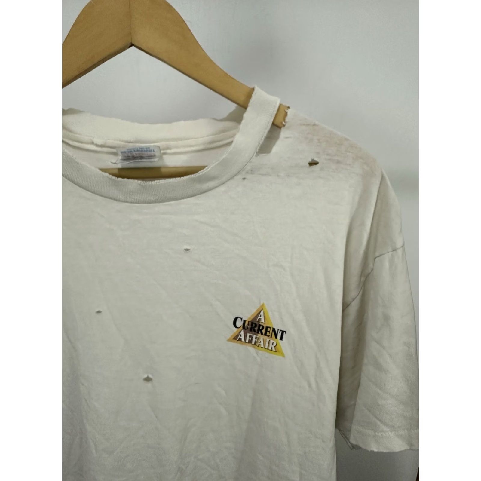 Hanes VTG 90s WIP Boxy T-Shirt Cotton Distressed Thrashed XL Mens White Size US L / EU 52-54 / 3 - 8 Thumbnail