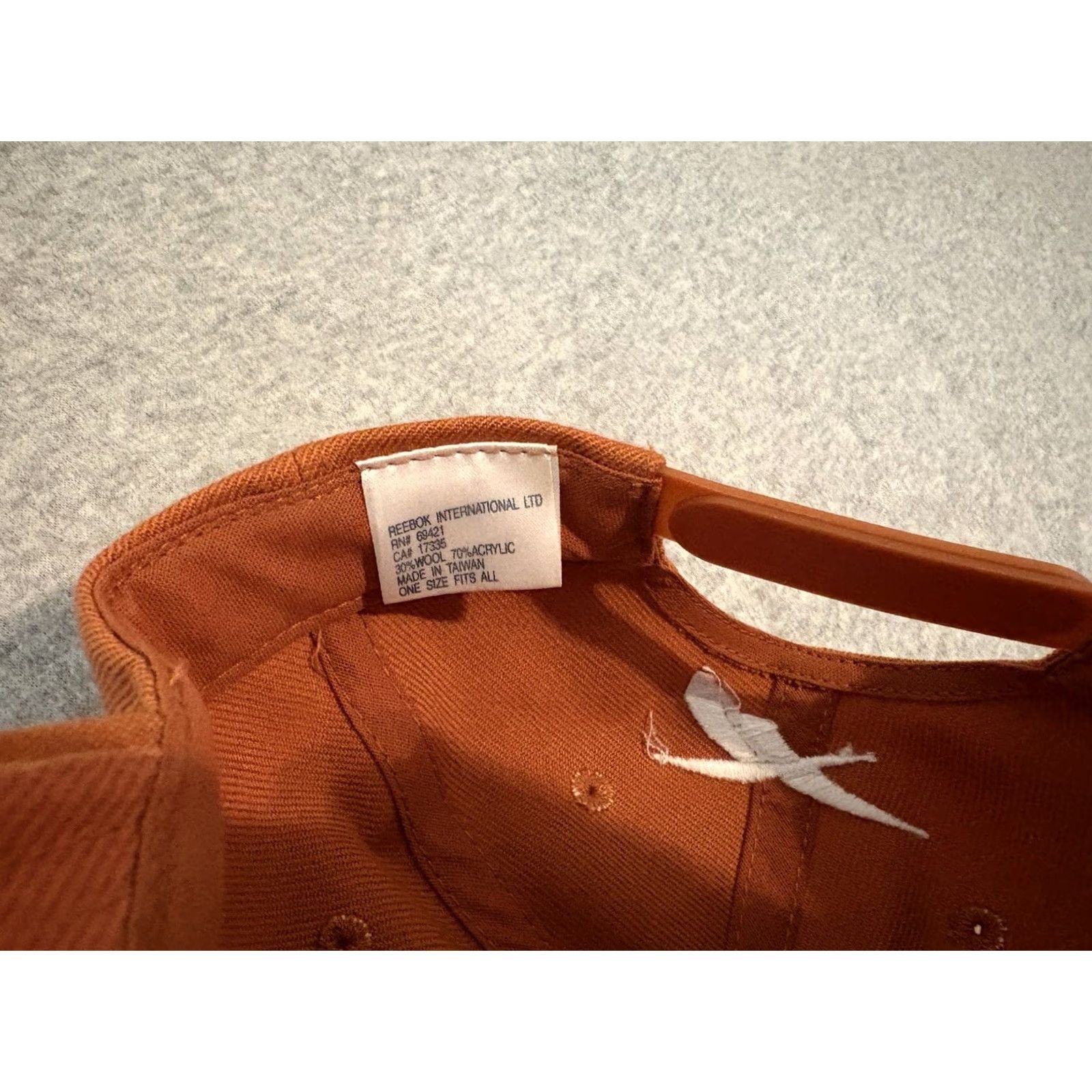 Reebok VINTAGE Reebok Hat Cap Wool Blend Texas Longhorns Snapback Orange One Size Men Baseball Cap Adjustable Football Hat Size ONE SIZE - 5 Thumbnail