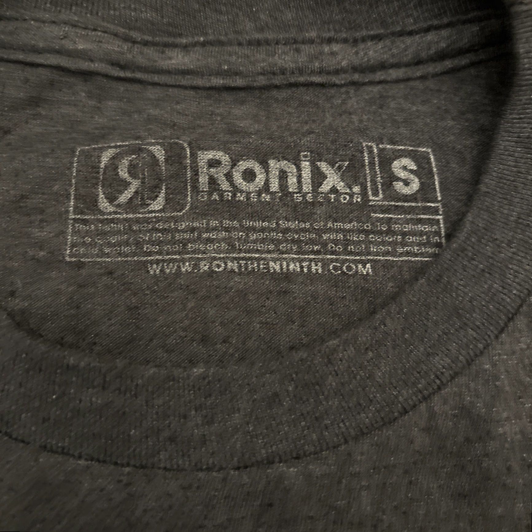 Vintage RONIX Wakeboard T-Shirt Gray Size S Mens Size US S / EU 44-46 / 1 - 3 Thumbnail
