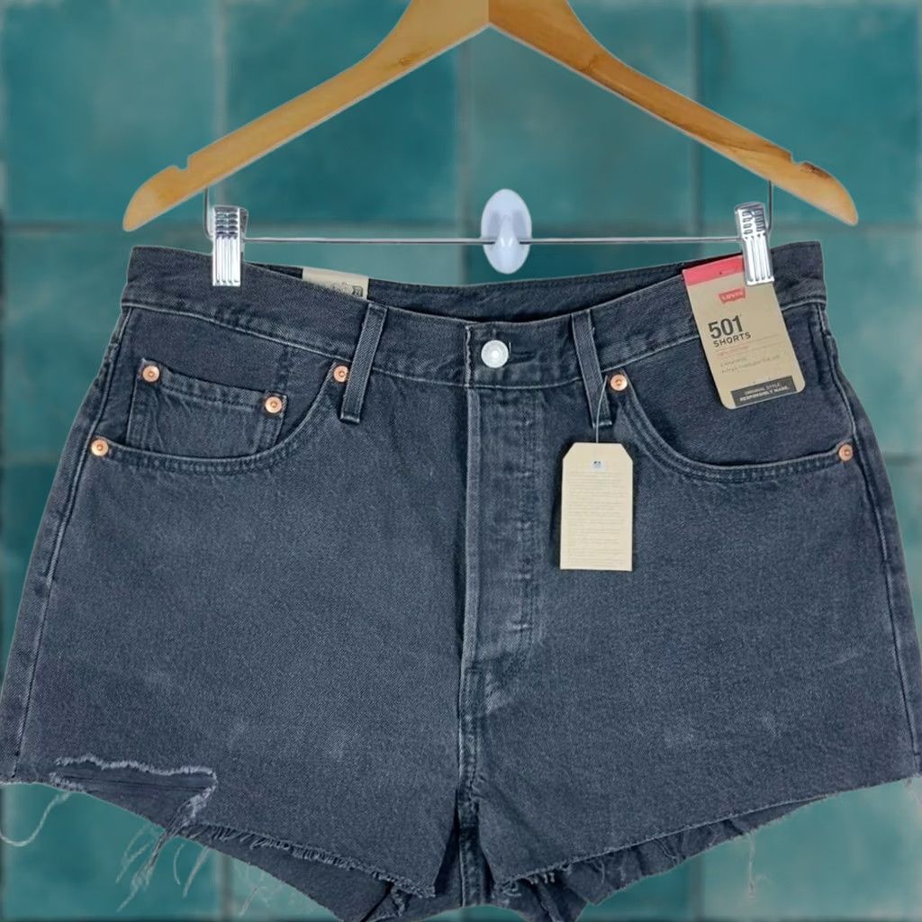 Levi's Levi's 501 Women's Shorts High Rise Denim Black Wash W32 New Size 24" / US 00 / IT 34 - 1 Thumbnail