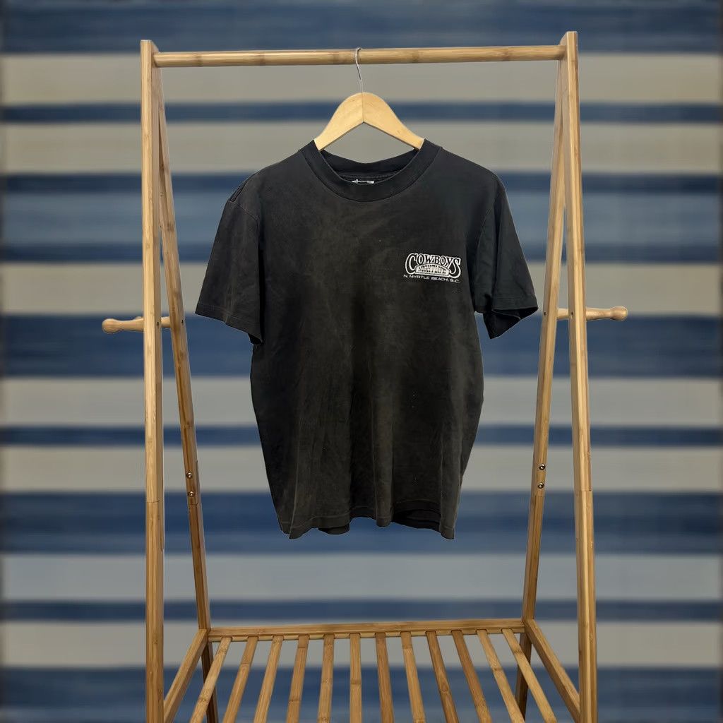 Avenue VTG Cowboys Night Life Myrtle Gradient Sun Faded Worn Venue Band T-Shirt M Shirt Mens Black Cowboy faded worn Windy Hill 90s Boys Girls Mens Size US M / EU 48-50 / 2 - 1 Thumbnail