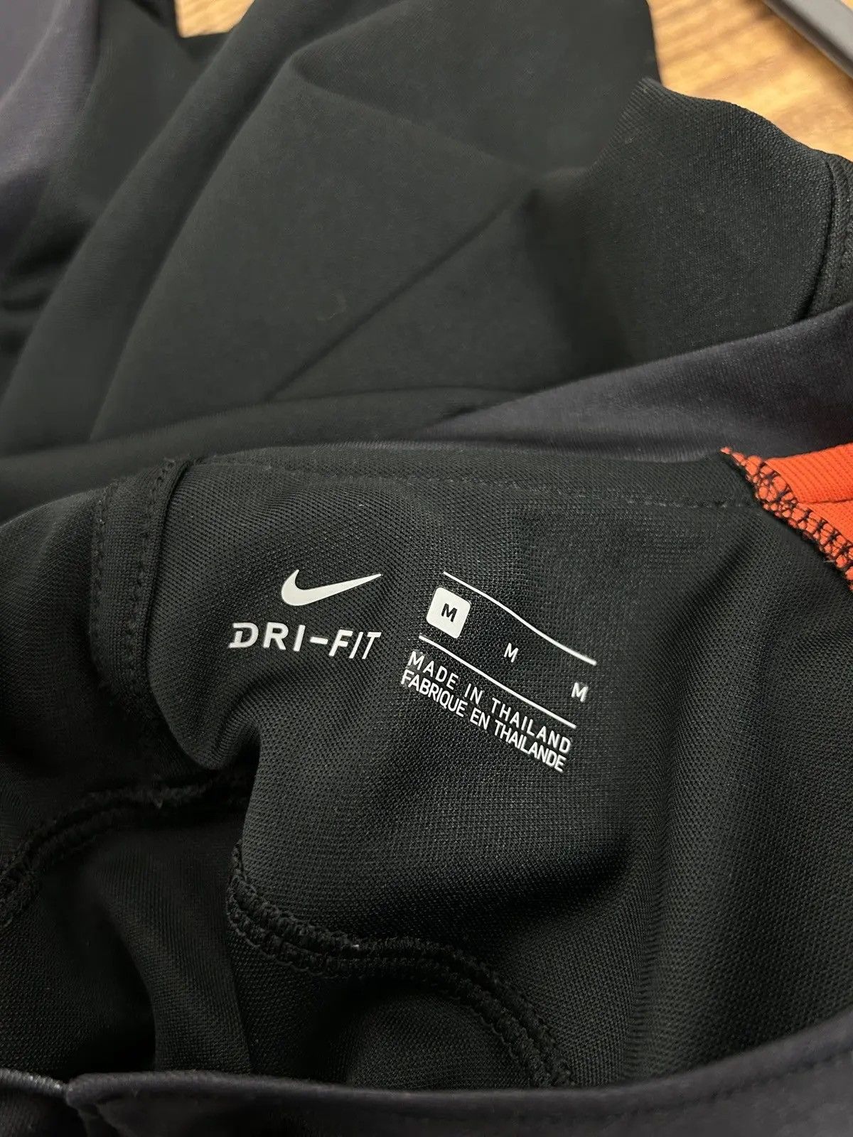 Nike Nike Manchester City 2016/17 Squad Training Jersey In Black Size US M / EU 48-50 / 2 - 6 Thumbnail