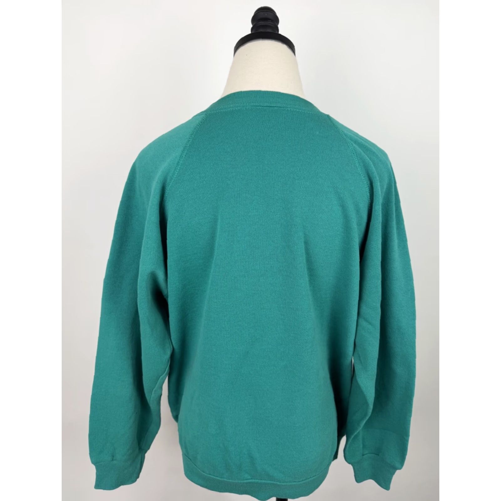 Vintage VINTAGE Christmas Sweatshirt Womens XL Needlepoint Embroidered Angels Peace Mom Green 80s 90s Christmas Grunge Retro Pullover Crew Neck Size XL / US 12-14 / IT 48-50 - 6 Thumbnail