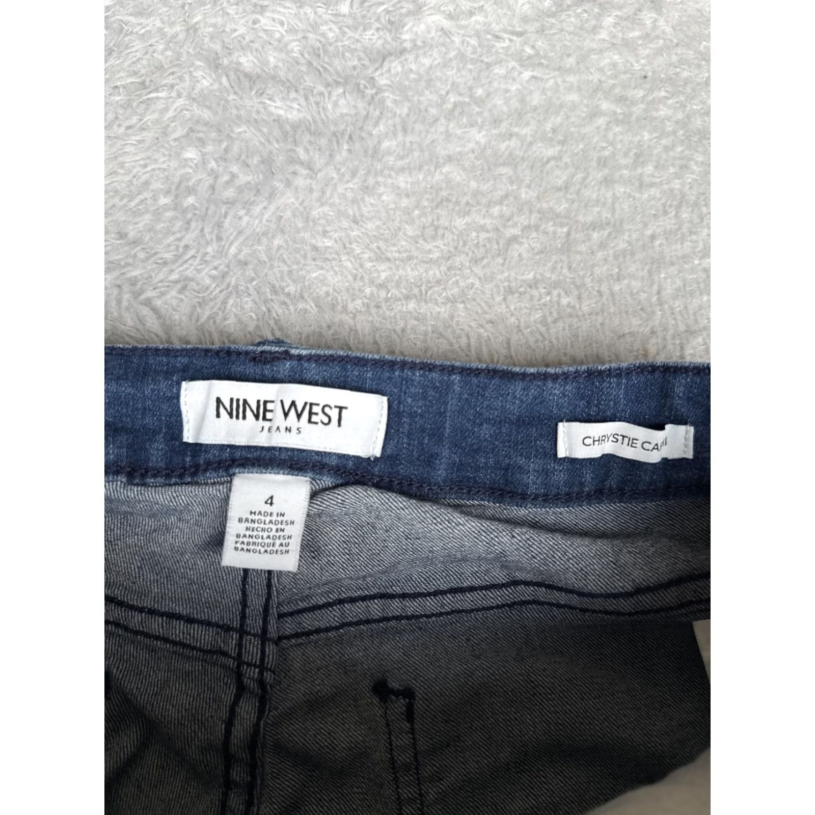 Nine West Nine West Chrystie Cap Straight Jeans Womens 4 Blue Wash Mid Rise Denim 28x24.5 Size 27" / US 4 / IT 40 - 6 Thumbnail
