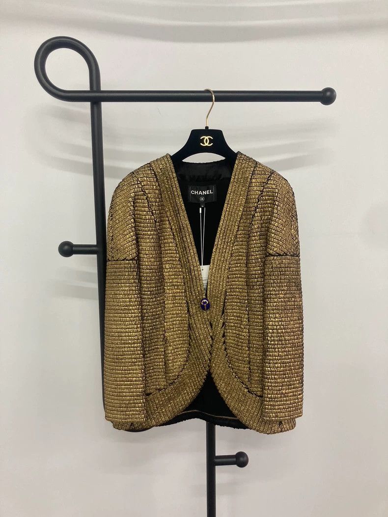 Chanel Chanel Egyptian series of the golden coat of the holy beet Size XS / US 0-2 / IT 36-38 - 1 Thumbnail