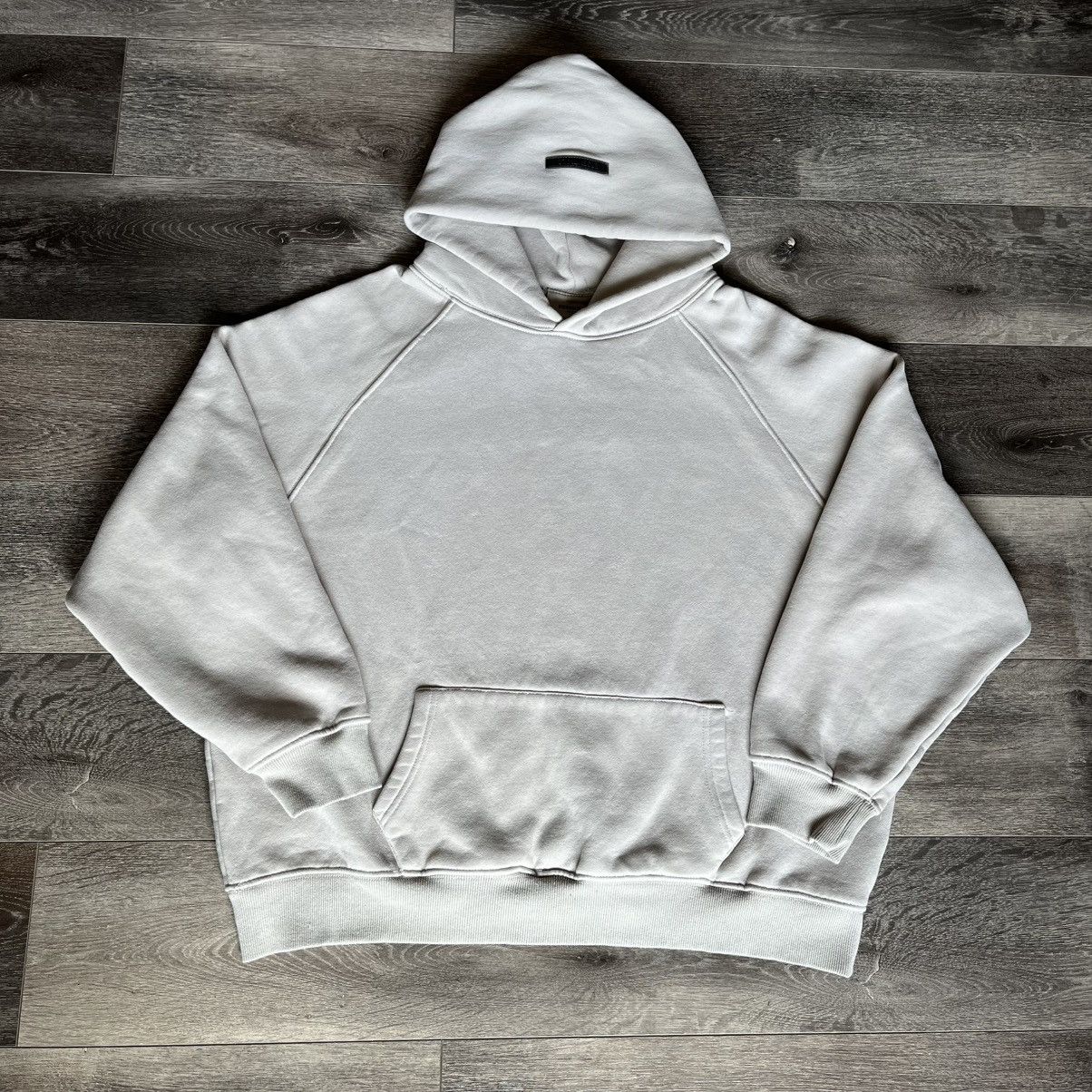 Essentials Fear of God FOG Essentials Pullover Pistachio Hoodie FW/21 Size US M / EU 48-50 / 2 - 2 Thumbnail
