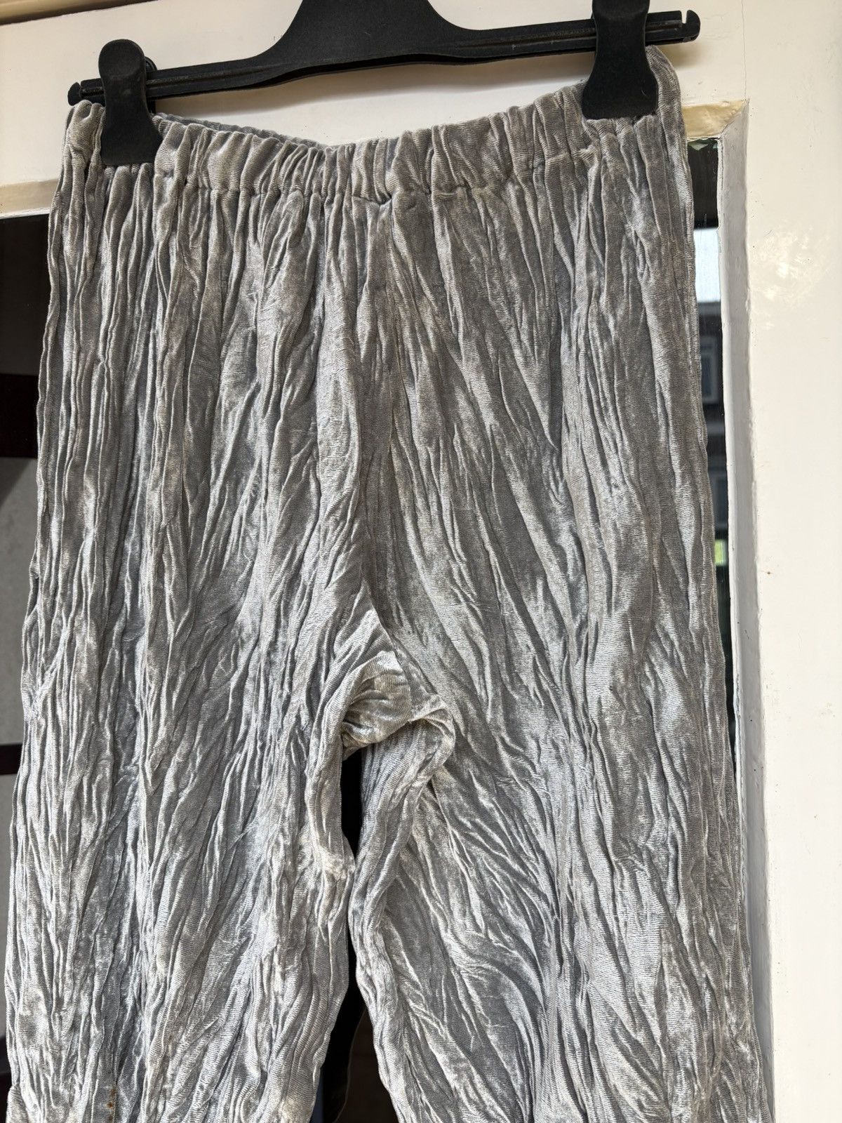 Issey Miyake Issey Miyake vintage silver plissé trousers Size US 32 / EU 48 - 3 Thumbnail