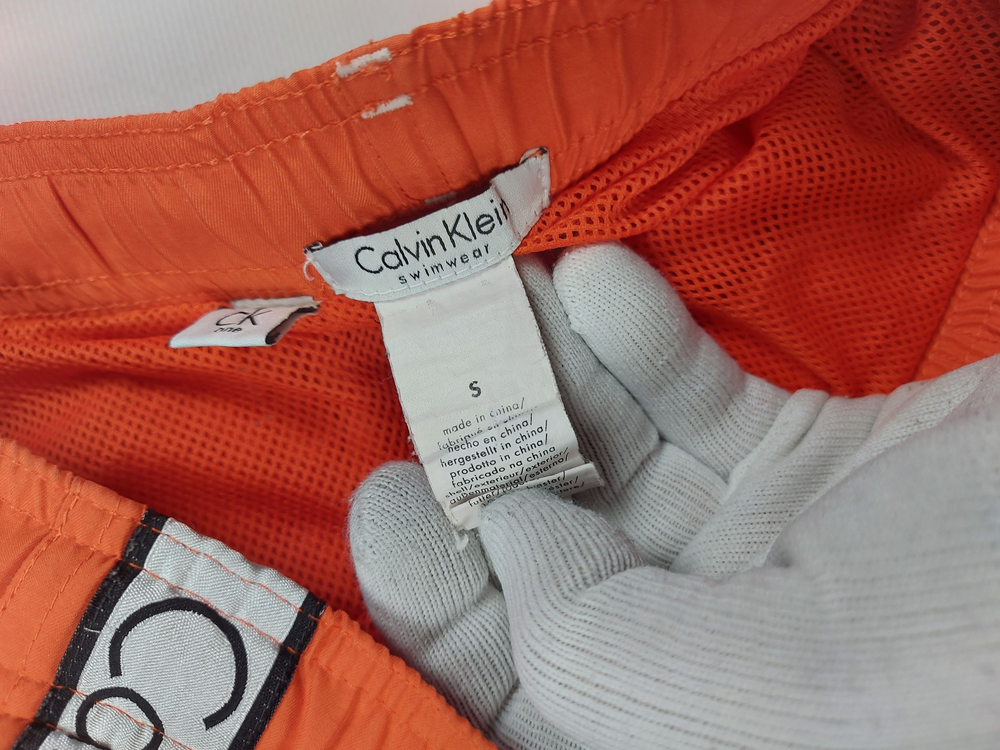 Calvin Klein Calvin Klein Shorts Lampass Size US 30 / EU 46 - 2 Thumbnail