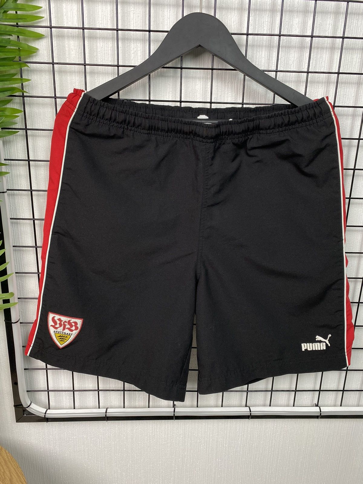 Puma × Vintage VfB Stuttgart PUMA 00’s Football Soccer Shorts Vintage Size US 30 / EU 46 - 1 Thumbnail