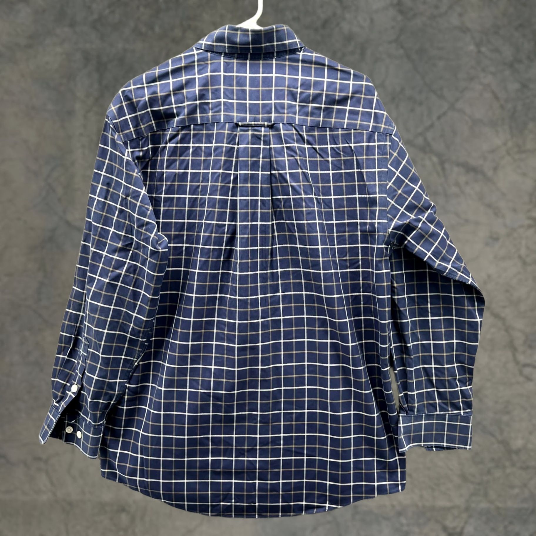 Orvis Orvis Shirt Men Medium Adult Blue Navy Grid Check Button Up Oxford Cotton Vtg Size US M / EU 48-50 / 2 - 1 Thumbnail