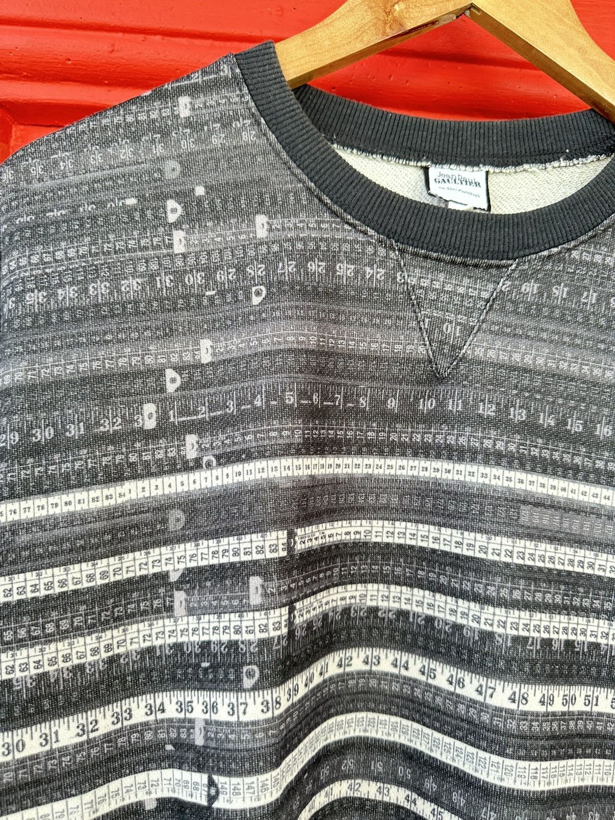 Jean Paul Gaultier Jean Paul Gaultier Measurement Tape Sweatshirt Size US S / EU 44-46 / 1 - 3 Thumbnail