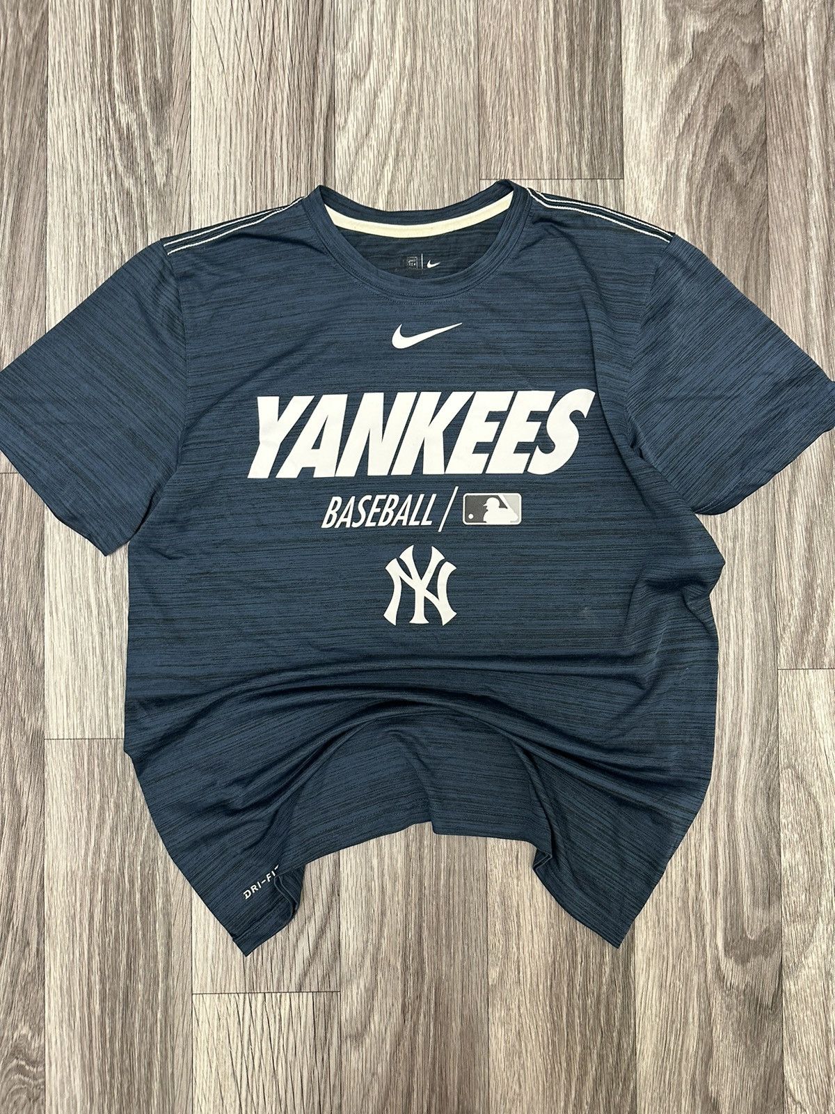 New York Yankees Nike New York Yankees y2k T-shirt shirt sleeve funmerch Size US M / EU 48-50 / 2 - 1 Thumbnail
