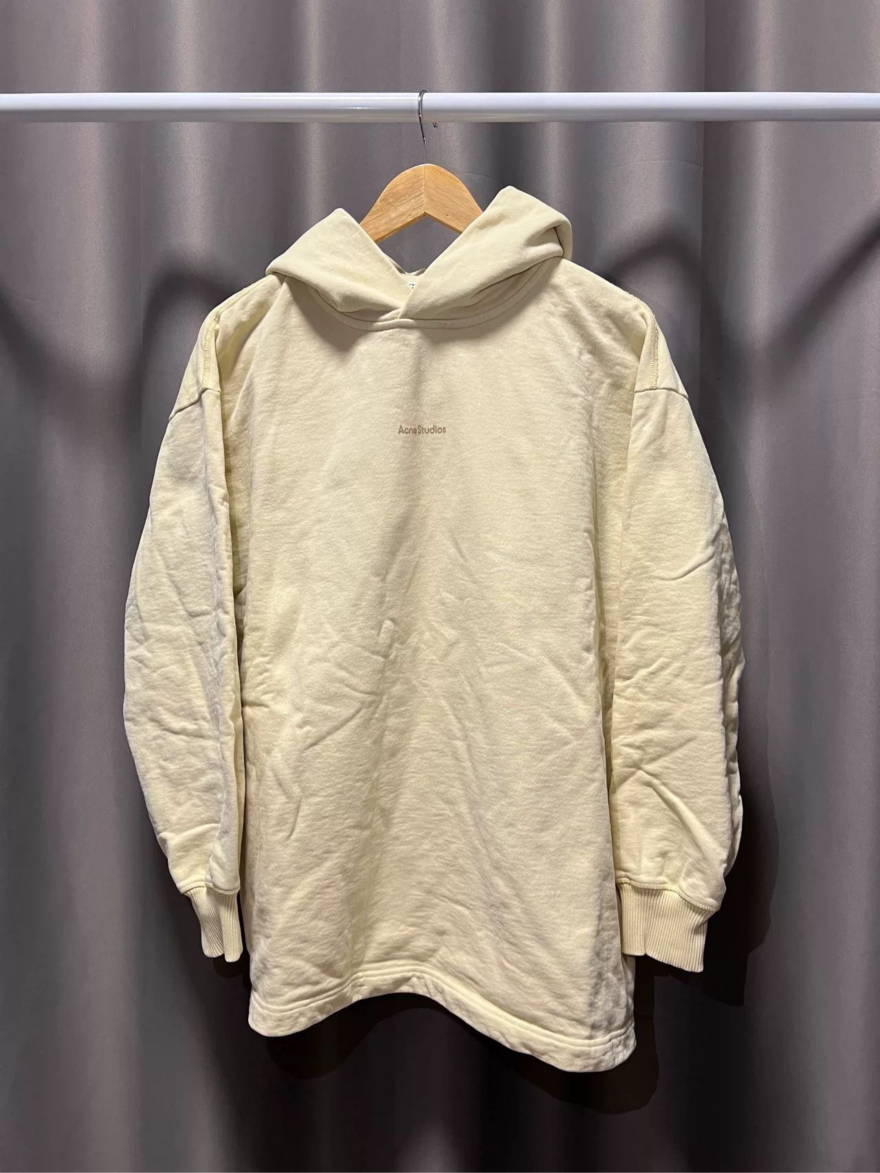 Acne Studios Acne Studios Yellow Hoodie for Women Size XS / US 0-2 / IT 36-38 - 1 Thumbnail