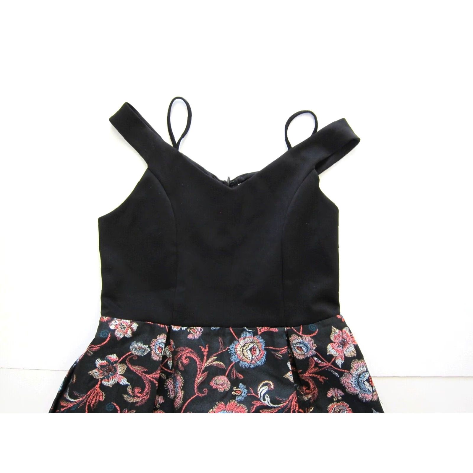 Vintage Francesca's Fit & Flare Dress L - Floral Pink Black Metallic Silver Pockets, V-Neck, Sleeveless, Knee Length, Back Zip, Woman, Coat Size L / US 10 / IT 46 - 5 Thumbnail