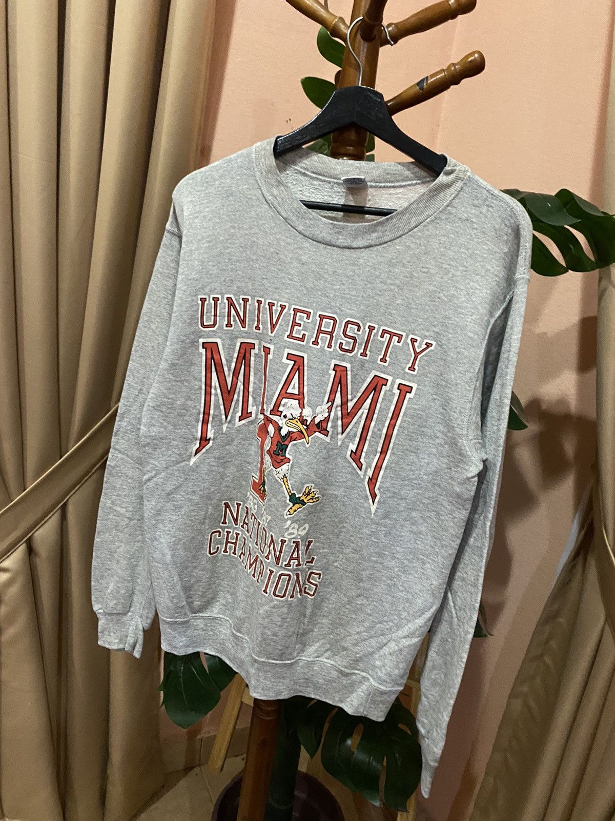 Vintage VINTAGE 80s UNIVERSITY MIAMI SWEATSHIRT Size US M / EU 48-50 / 2 - 6 Thumbnail