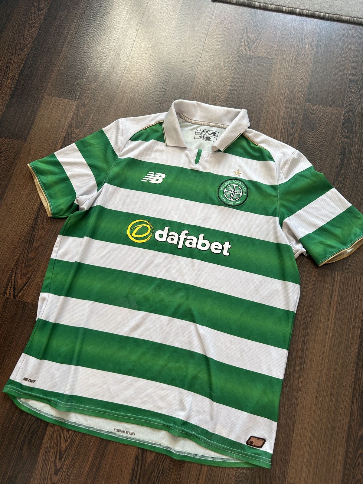 New Balance 💥Celtic 2018-2019 home jersey New Balance soccer t-shirt‼️ Size US XL / EU 56 / 4 - 1 Thumbnail